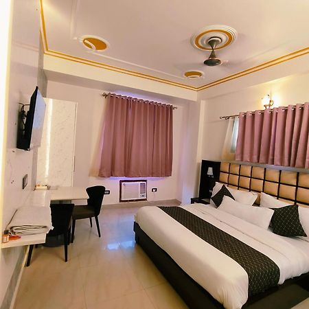 Hotel New Imperial Ghaziabad Zewnętrze zdjęcie